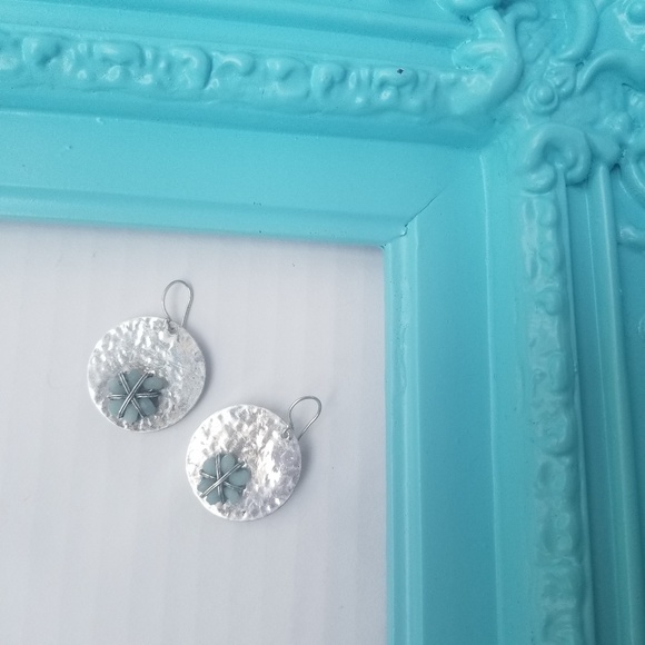 Silpada Quartzite Flower Earrings - Picture 3 of 7